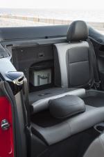 Volkswagen Beetle Cabriolet 2012 года